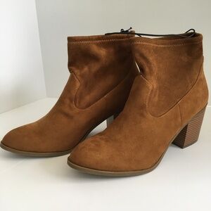 Women’s a.n.a. Electra Booties “Whiskey”, Size 10M, Brown, Suede- Feel, NWOT